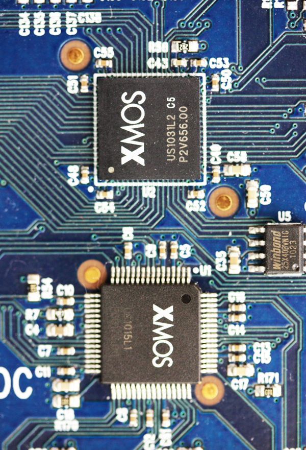 Physical incarnation of a three-core system with 24 concurrent threads XMOS Photo